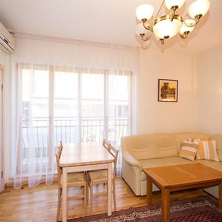 Aparte Lux Apartment Jurmala Exterior photo